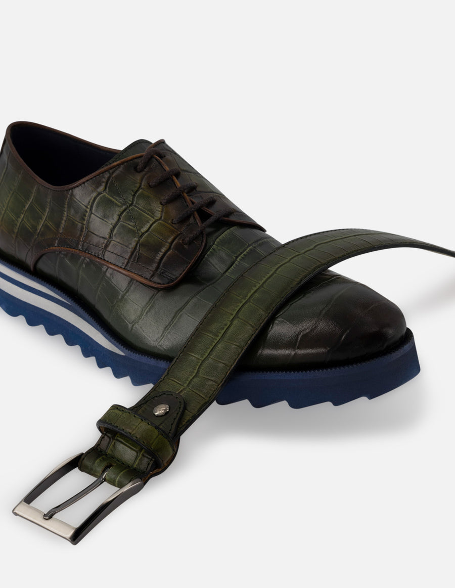 Blucher en piel napa color verde con grabado tipo coco y ensombrecido para hombre.