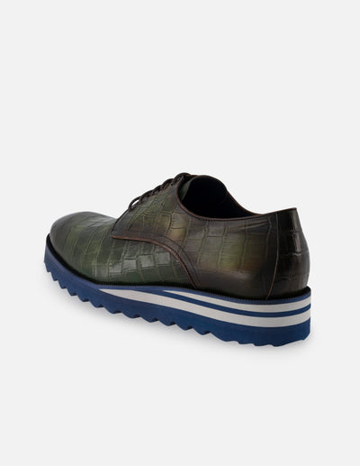 Blucher en piel napa color verde con grabado tipo coco y ensombrecido para hombre.