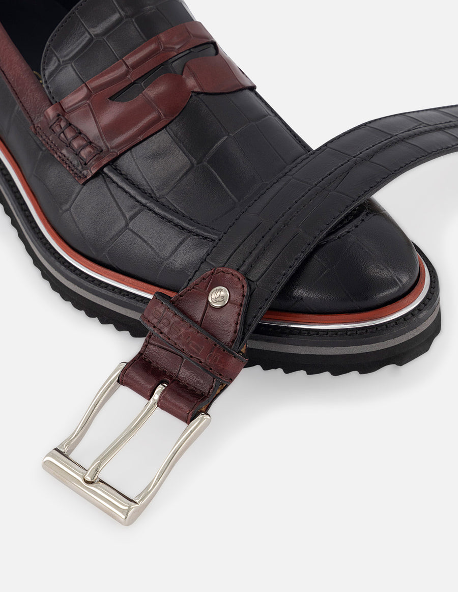 Mocasín en piel con grabado tipo coco en color vino para hombre
