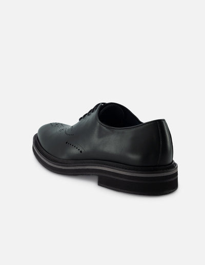 Oxford de piel con grabado tipo coco en color verde para hombre
