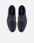 Blucher en piel napa color azul marino con detalles azules y sombreado a mano para hombre