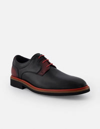 Blucher en piel napa color negro con detalles rojos y sombreado a mano para hombre