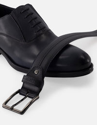 Cinturón en piel napa color azul marino  para hombre