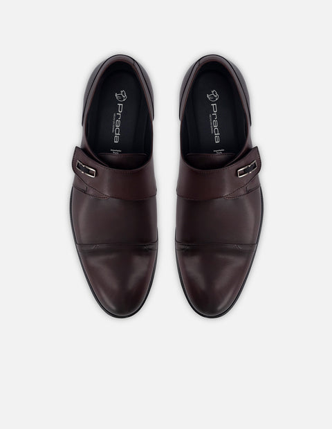 Monk de piel color vino con sombreados y velcro para hombre