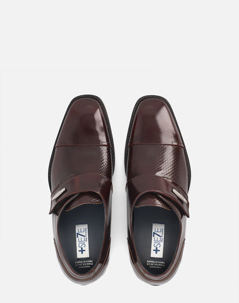 Monk color vino en piel de Flor antique