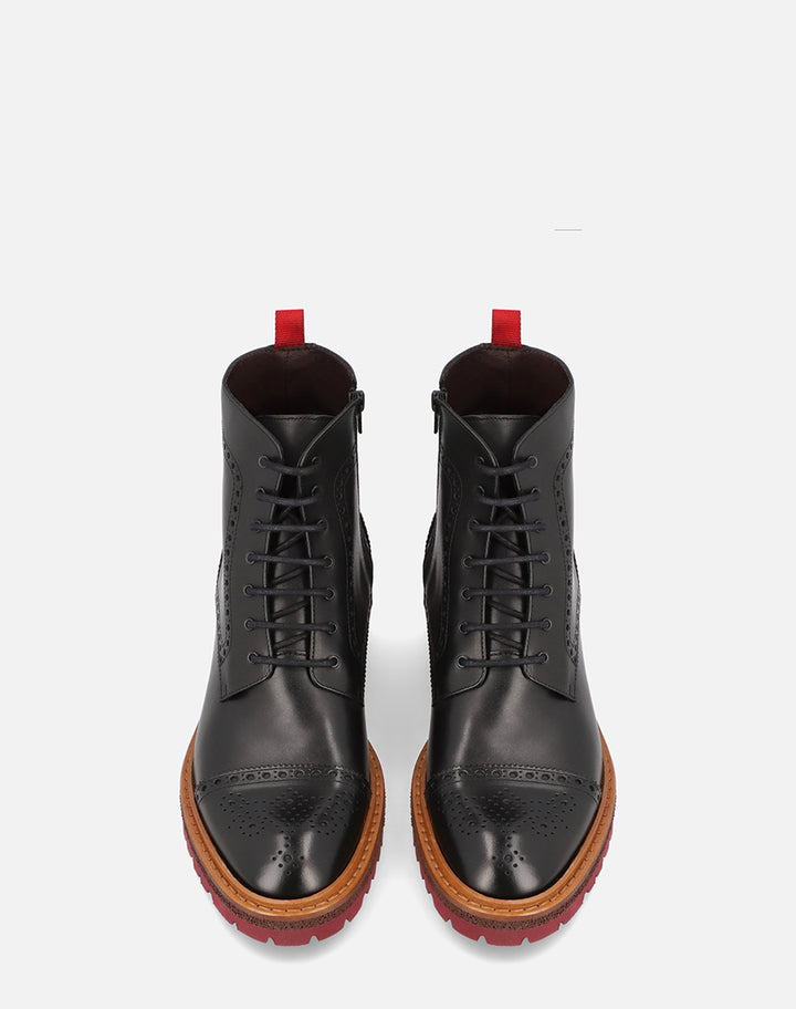 Bota para hombre en color negro