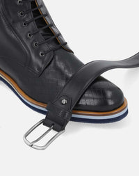 Bota de cordones +SIE7E cm de altura negra grabada para hombre