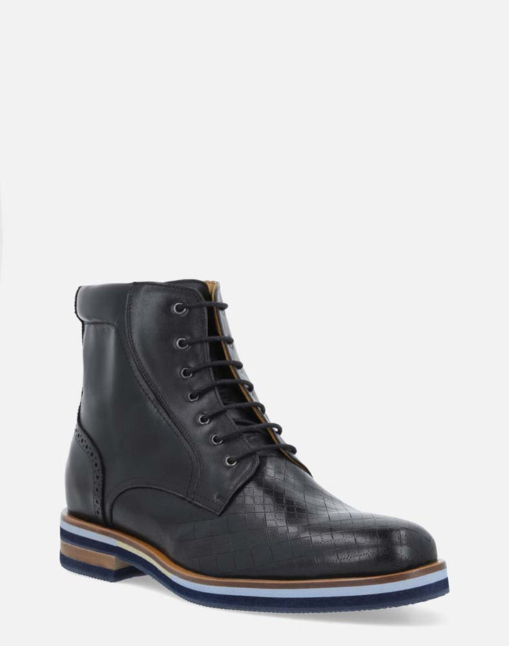 Bota de cordones +SIE7E cm de altura negra grabada para hombre