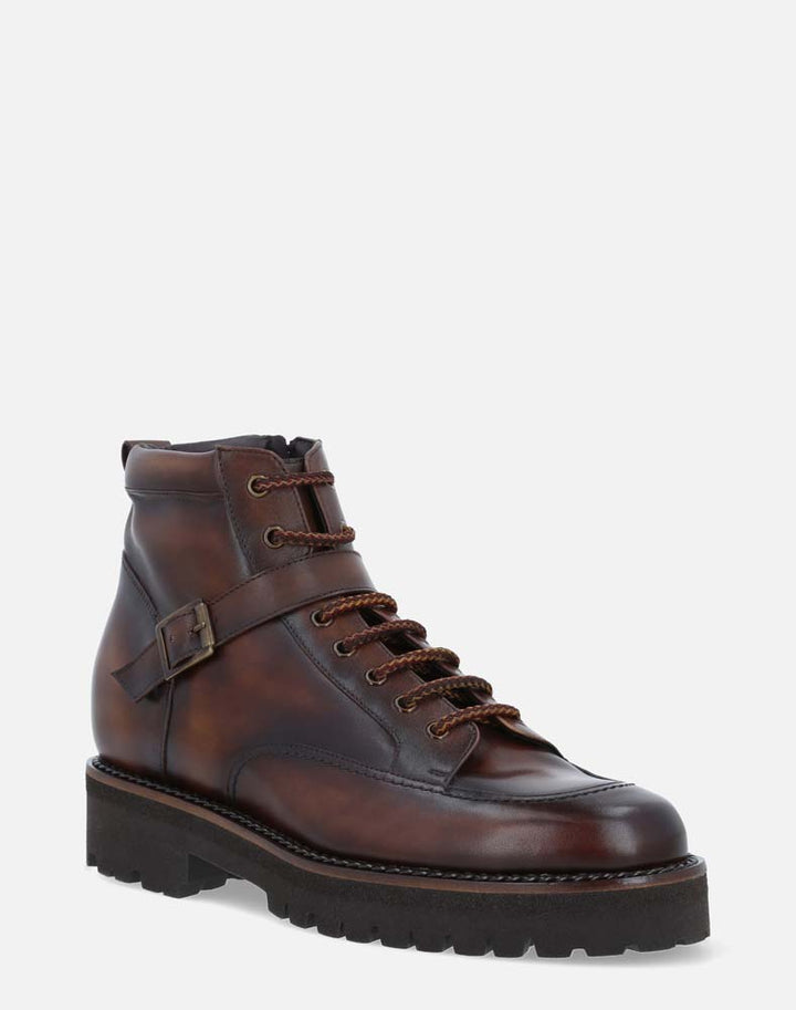 Bota de combate +SIE7E cm de altura color cuero para hombre