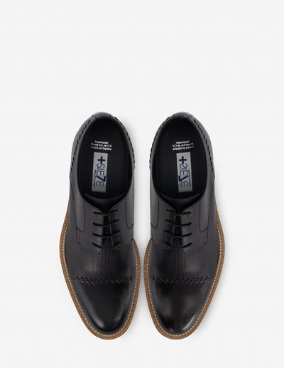 Blucher +7 cm de altura en piel napa color negro con pespunte para hombre