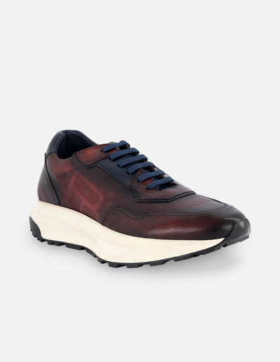 Tenis deportivo +7 cm de altura  de piel tipo coco color vino para hombre