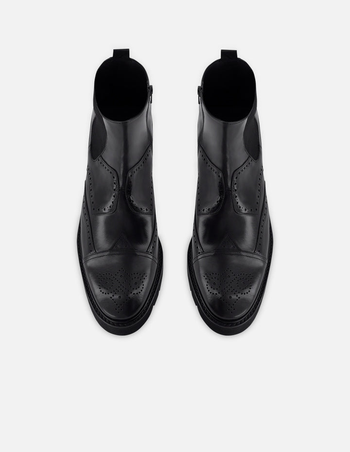 Botín +7 cm de altura de piel color negro con suela de goma y picado maría para hombre