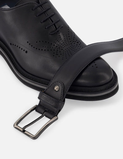 Oxford +7cm de altura en piel napa color negro con picado María y cordones para hombre