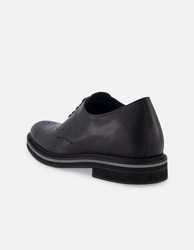 Oxford +7cm de altura en piel napa color negro con picado María y cordones para hombre