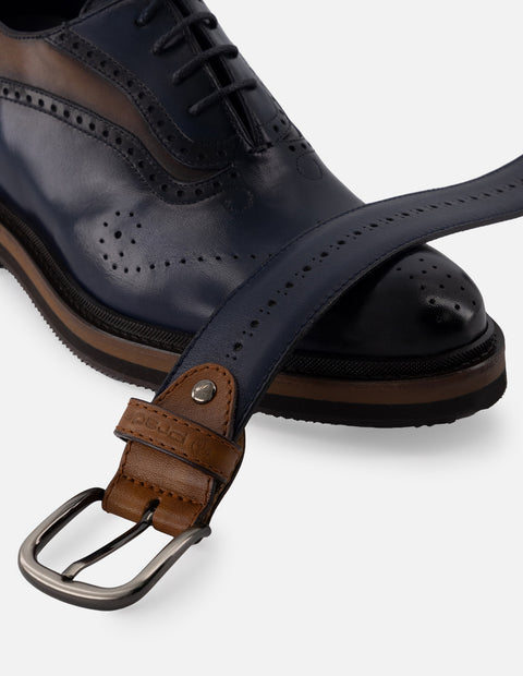 Oxford +7 cm de altura de piel color azul marino con picado María y  ensombrecido para hombre