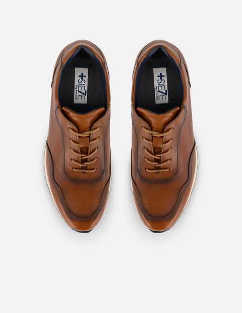 Tenis color cuero en piel para hombre ensombrecidos con aerógrafo