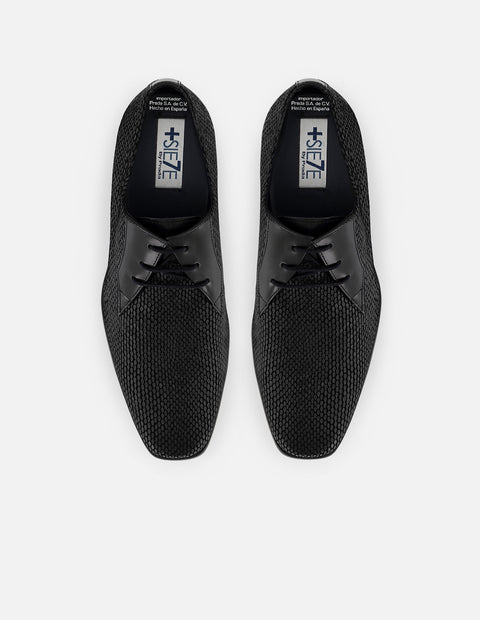 Zapato Blucher negro en ante para hombre acabado tipo serpiente