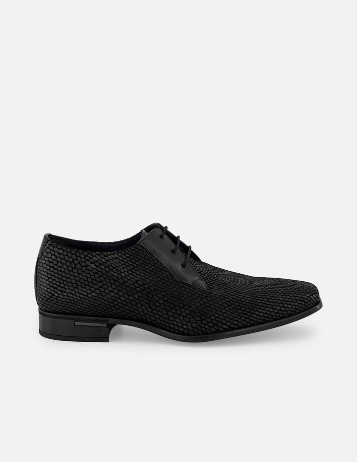 Zapato Blucher + 7cm de altura negro en ante para hombre acabado tipo serpiente