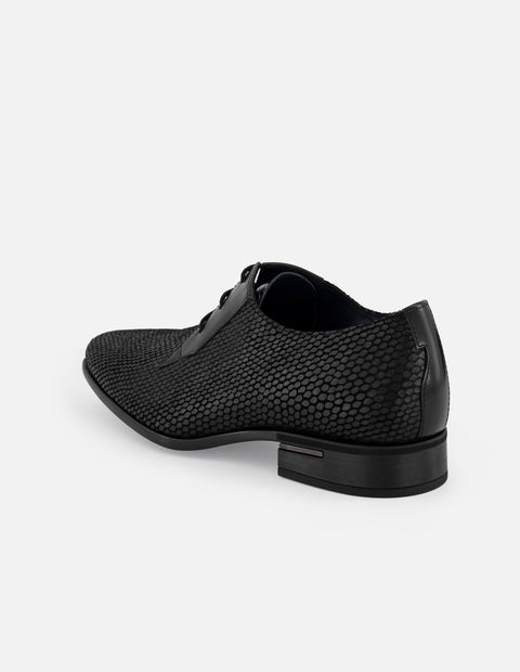 Zapato Blucher + 7cm de altura negro en ante para hombre acabado tipo serpiente