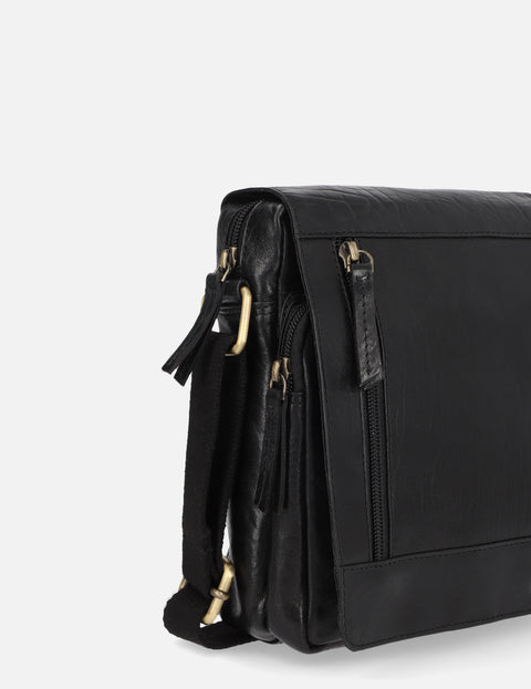 Bandolera color negro en piel napa