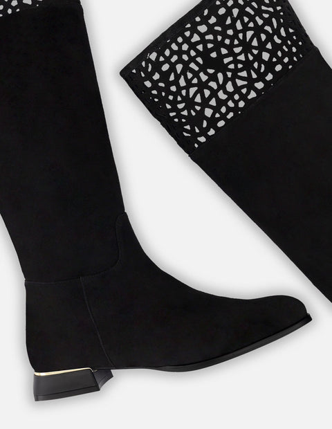 Bota color negro ante con acabado aterciopelado para mujer