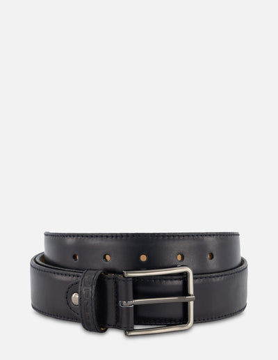 Cinturón de piel lisa en color negro para hombre
