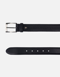 Cinturón en piel napa con picado color negro para hombre