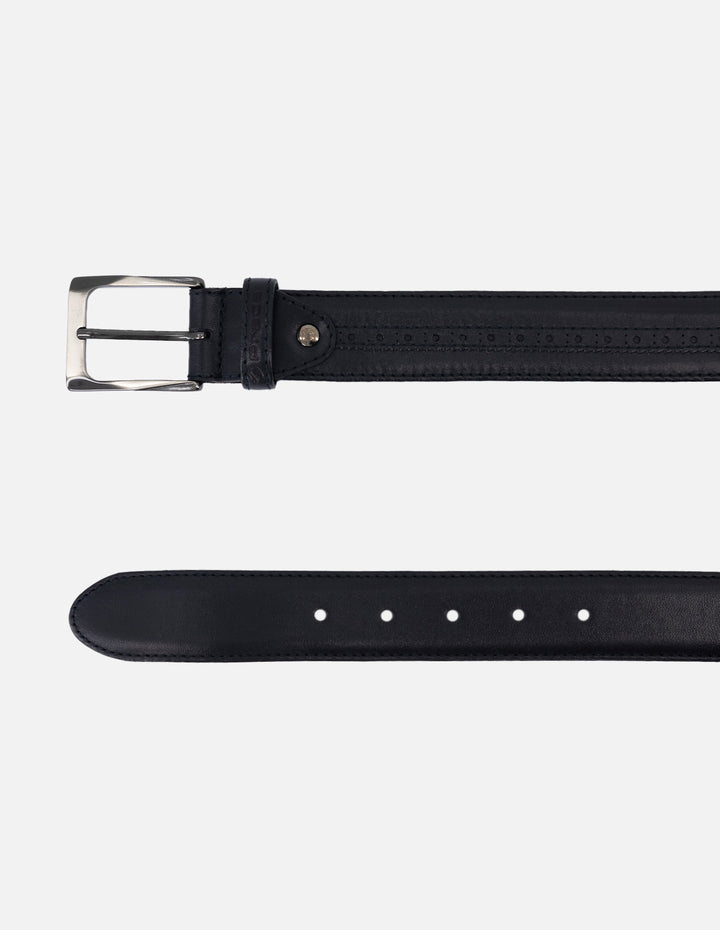 Cinturón en piel napa con picado color negro para hombre