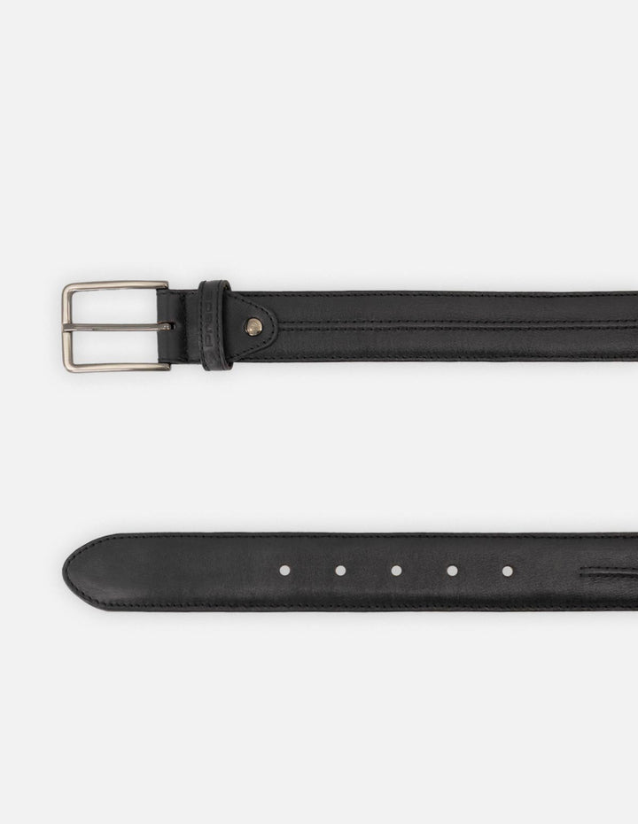 Cinturón en piel napa color negro para hombre