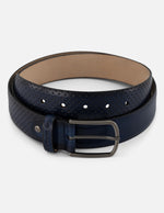 Cinturón azul piel para hombre con hebilla plateada