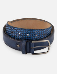 Cinturón color azul en piel trenzada para hombre