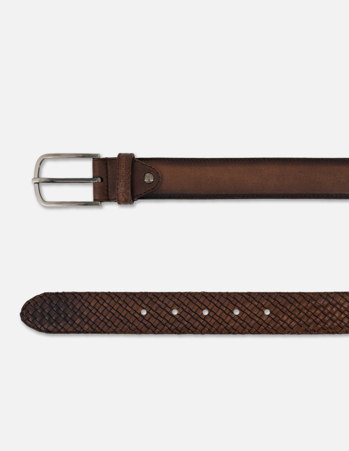 Cinturón color café en piel trenzada para hombre