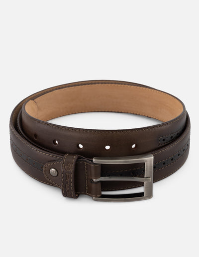 Cinturón verde en piel para hombre con picado al centro