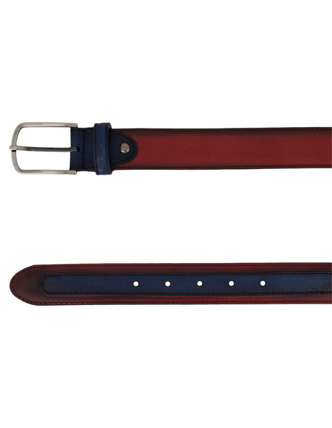 Cinturón bicolor en piel para hombre con patrón grabado de león