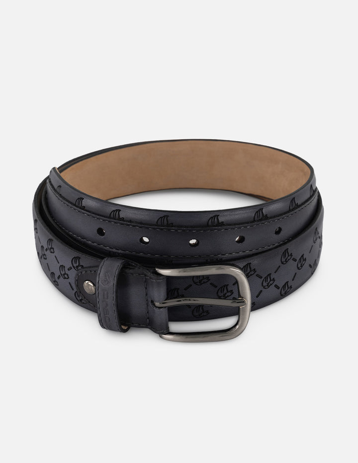 Cinturón gris en piel personalizada para hombre con patrón grabado