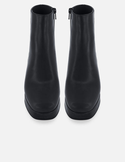 Botín en piel napa color negro para mujer