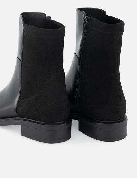 Botín de piel napa color negro para mujer
