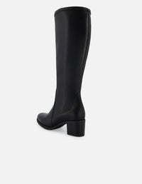 Botas de lycra en color negro para mujer.