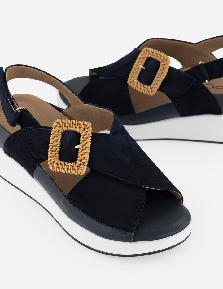 Sandalias azul para mujer con acabado aterciopelado