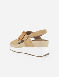 Sandalias beige para mujer con acabado aterciopelado