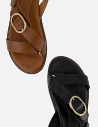 Sandalia de piel color cuero para mujer con tiras gruesas