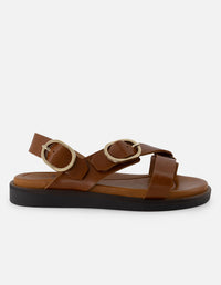 Sandalia de piel color cuero para mujer con tiras gruesas