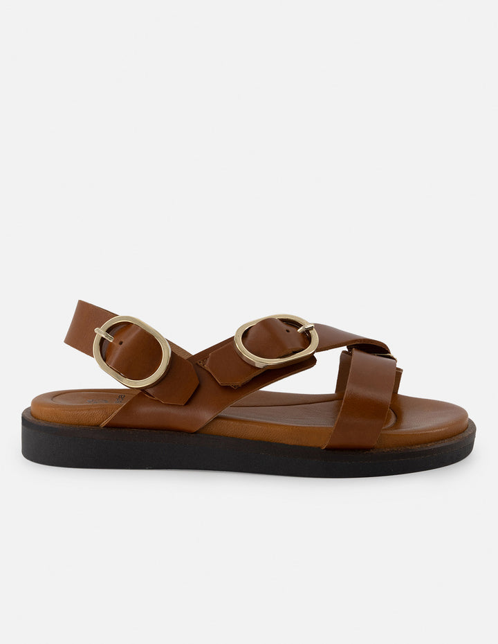 Sandalia de piel color cuero para mujer con tiras gruesas