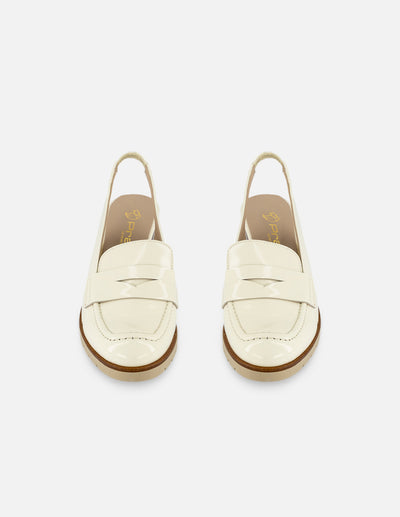 Mocasin de piel charol color blanco para mujer con tacón tipo madera