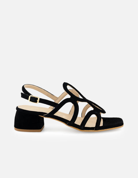 Sandalia de ante color negro para mujer con tiras cruzadas