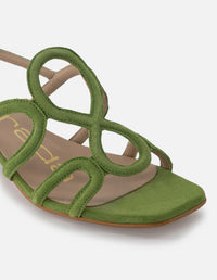 Sandalia de piel ante en color verde para mujer con tiras cruzadas