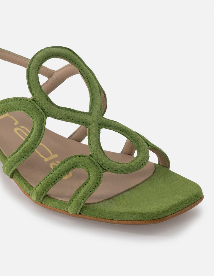 Sandalia de piel ante en color verde para mujer con tiras cruzadas