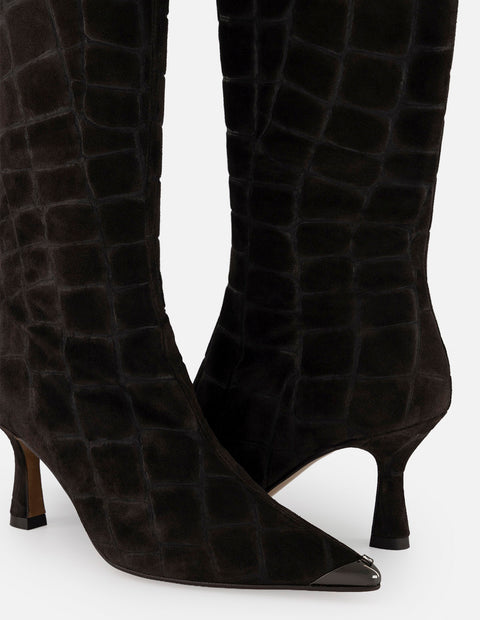 Bota café ante para mujer con grabado tipo coco