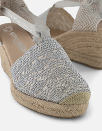 Alpargatas plateadas con tejido metalizado para mujer