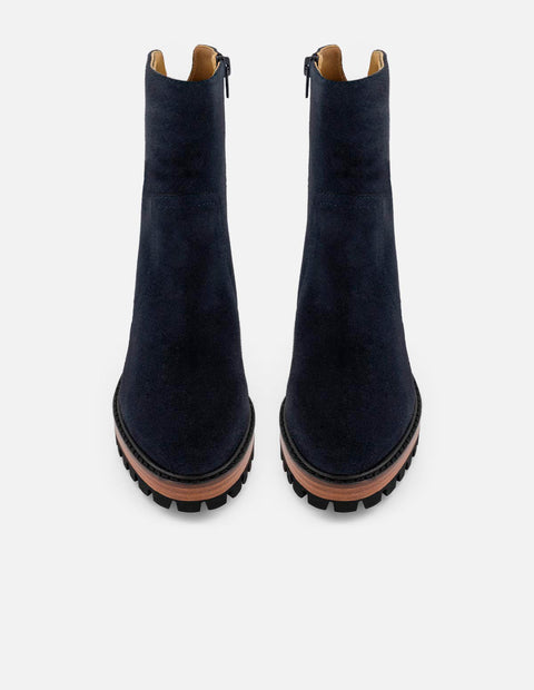 Botines azul ante de mujer suela tipo combat ultraligera